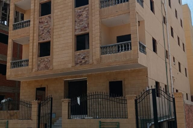 شقه للبيع فى الحى المتميز مدينه بدر